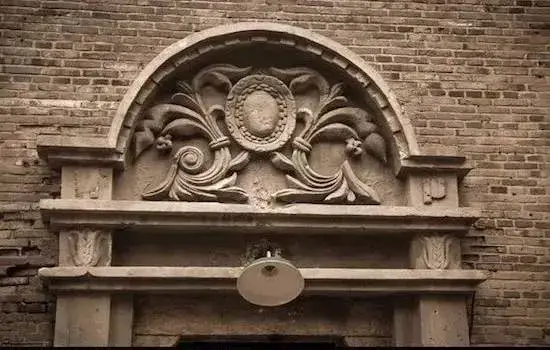 Shanghai's blend of grit and charm