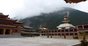 Zharu Village stay near Jiuzhaigou Valley